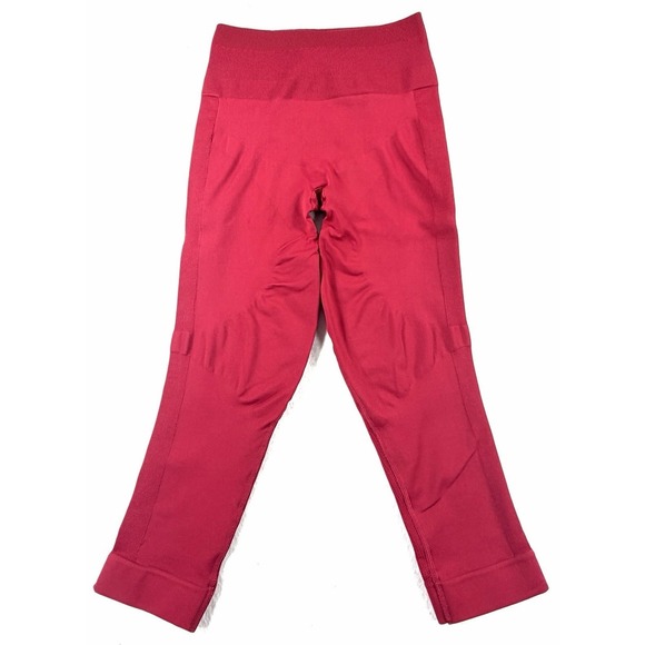 Lululemon Pants - Lululemon Ebb to Street Tight Pink Seamless High Rise Crop Leggings Size 4